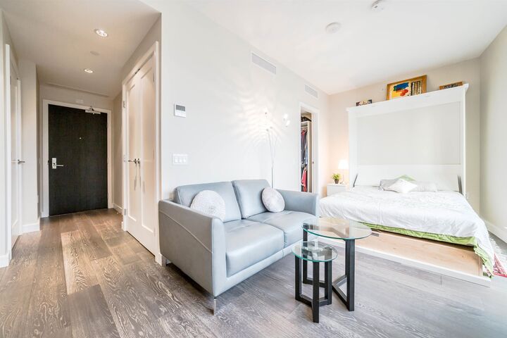 Property Photo:  1221 Bidwell Street 904  BC V6G 0B1 