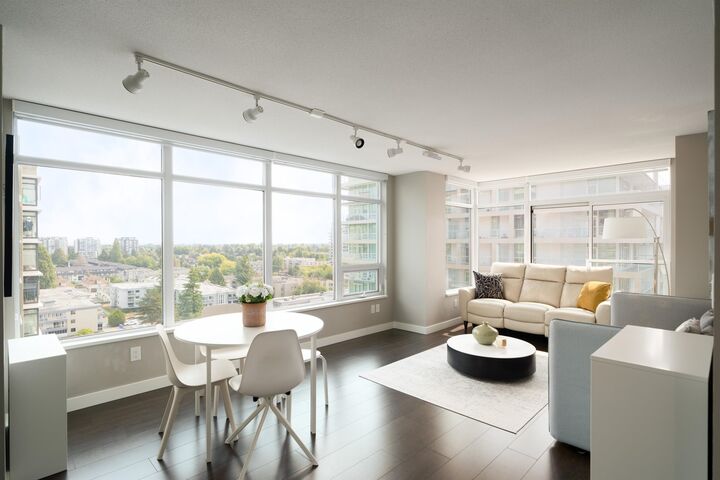 Property Photo: 6288 No. 3 Road 1202 BC V6Y 0J4