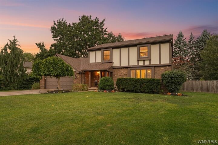 Property Photo:  385 Hawthorne Place  NY 14174 