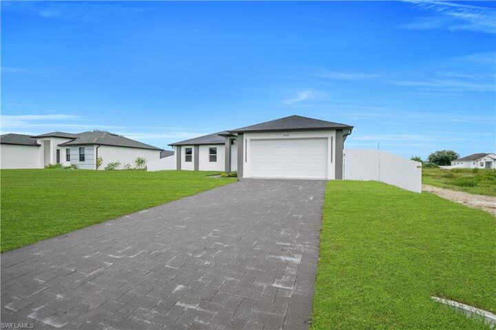 Property Photo: 435 Petite Ave FL 33974