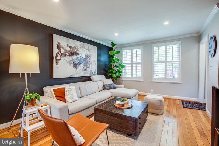 Property Photo:  4152 36th Street S  VA 22206 