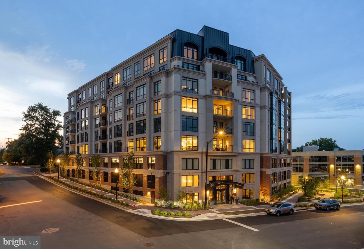 Property Photo: 6718 Lowell Avenue 807 VA 22101