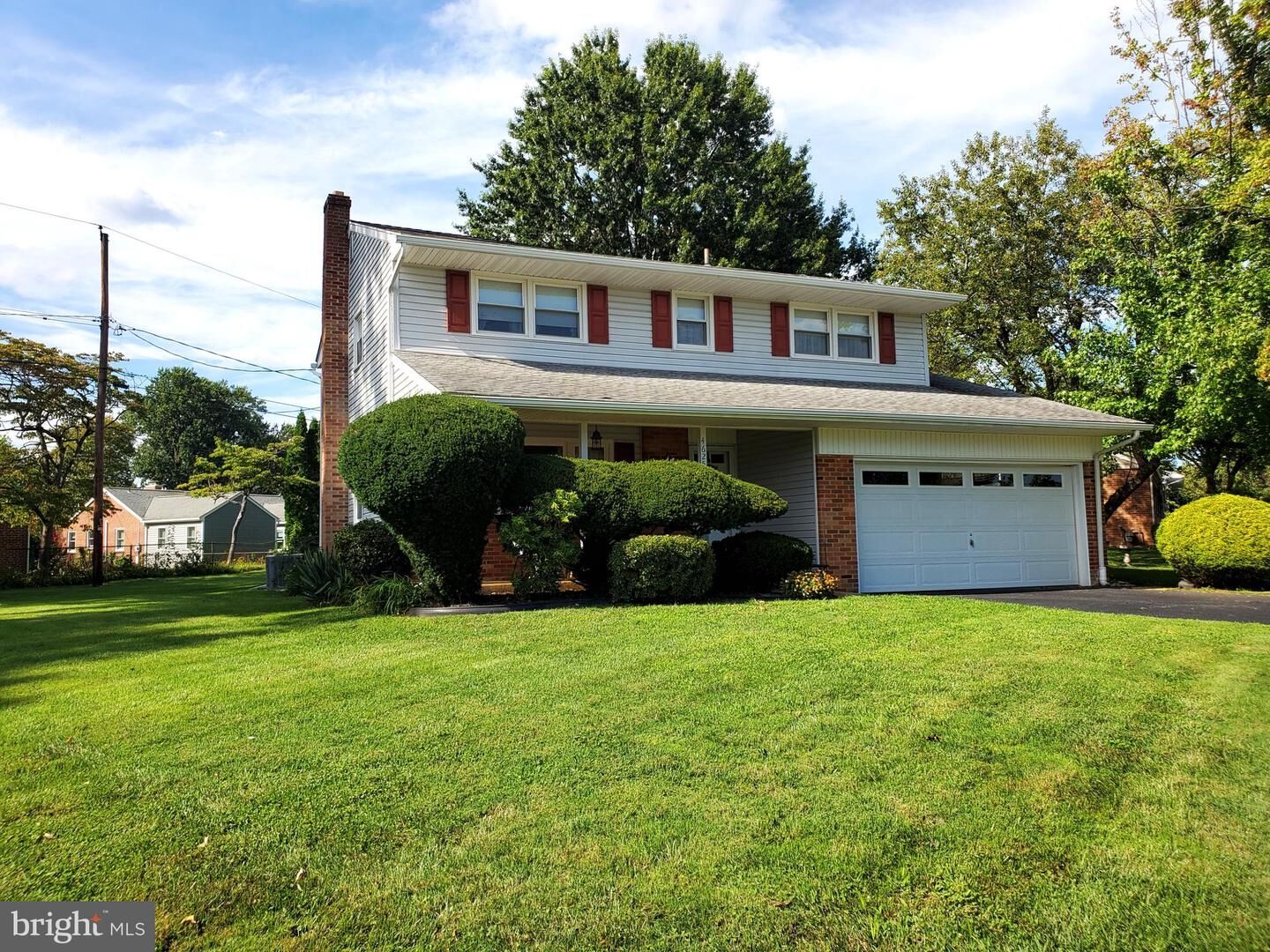 Property Photo: 4625 Griffin Drive DE 19808