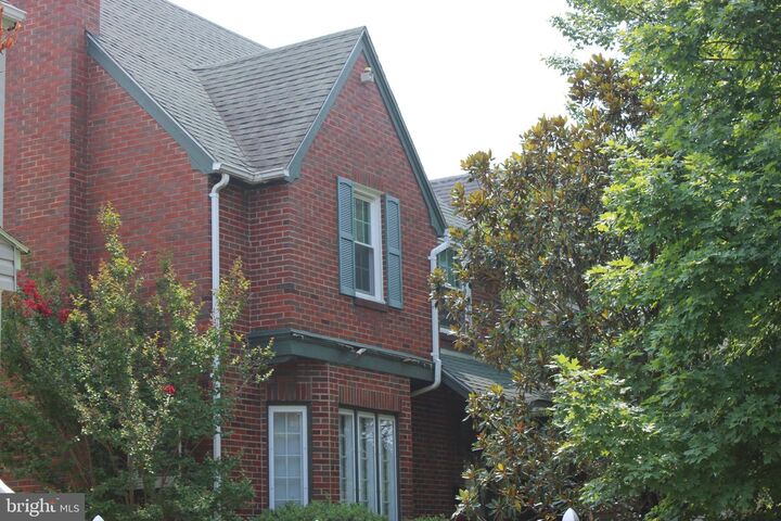 Property Photo: 121 N Tennesse Avenue WV 25401