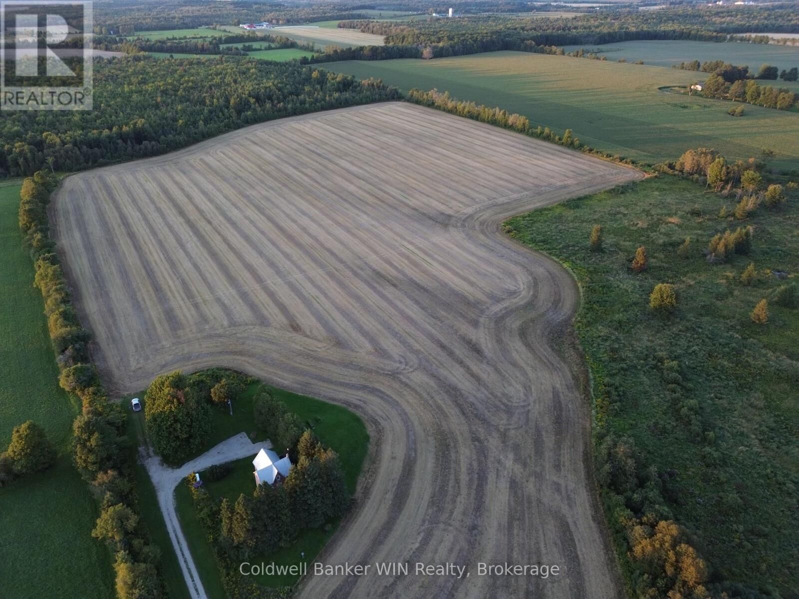 Property Photo: 245019 Southgate Rd 24 ON N0C 1L0