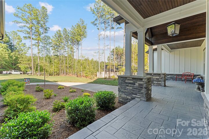 Property Photo: 154 Emerald Creek Drive NC 28166