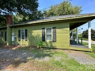 Property Photo:  303 W B Street  NC 28658 