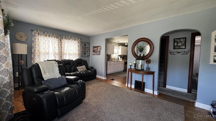 Property Photo:  1021 W Seymour Avenue  OH 45216 