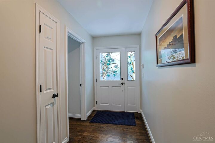 Property Photo:  23 Greenhouse Lane  OH 45209 