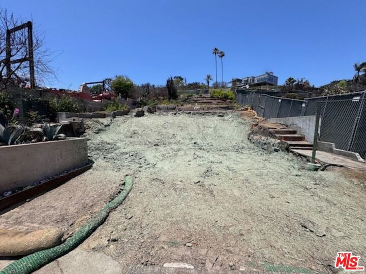 Property Photo:  16645 Akron St  CA 90272 