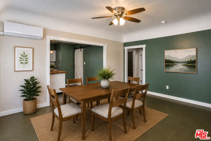 Property Photo: 547 N St Louis St CA 90033