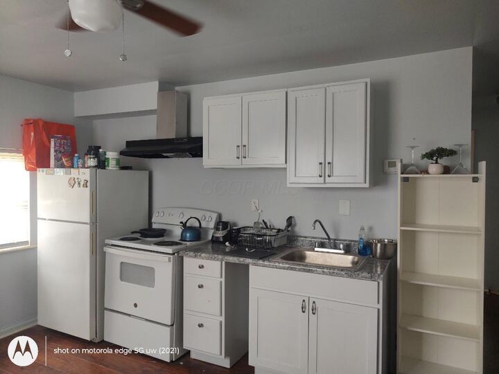 Property Photo: 2663 Avalon Place OH 43219