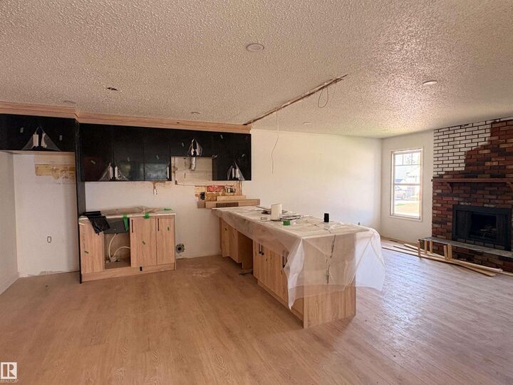 Property Photo: 18007 73 Av NW AB T5T 3K2