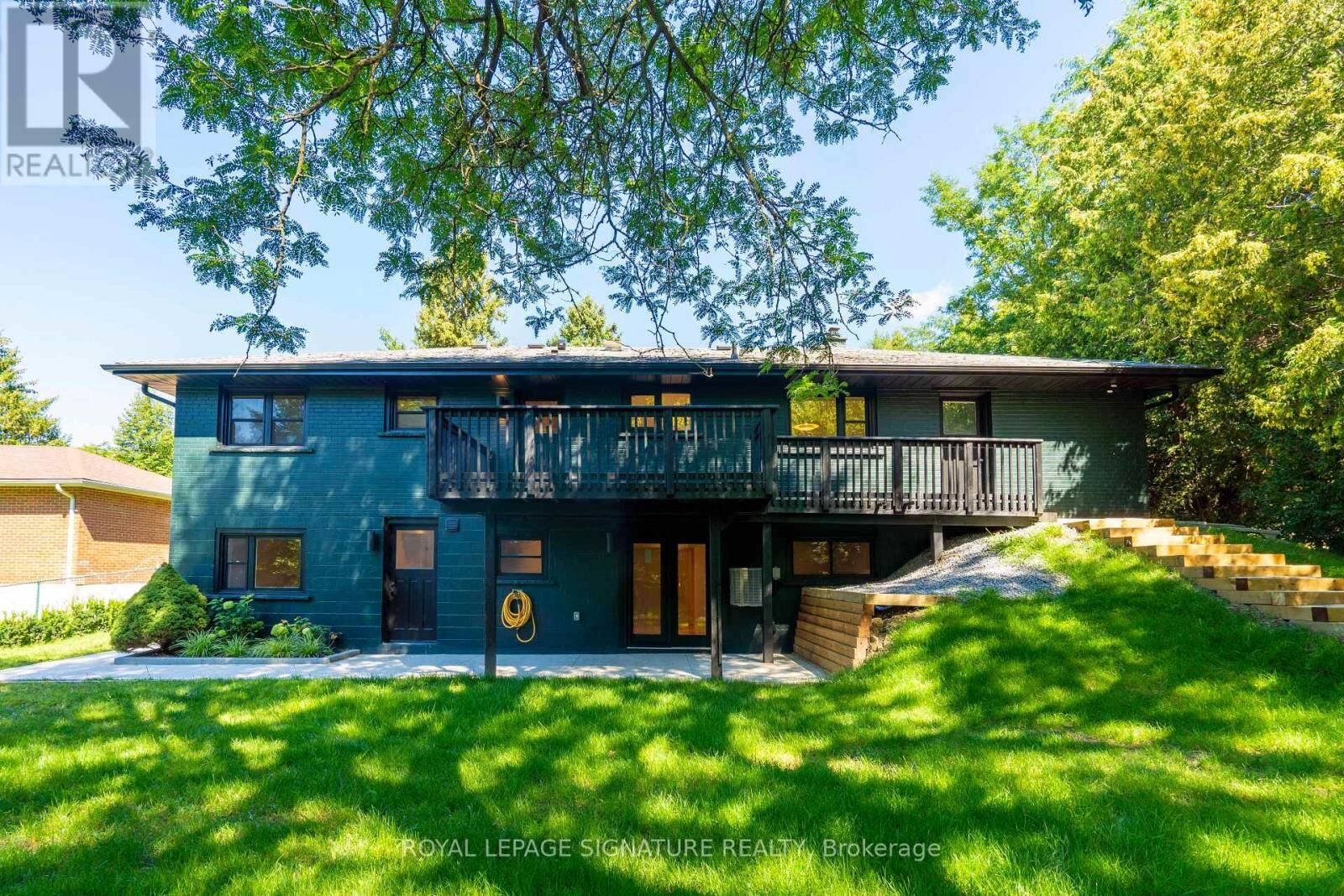 Property Photo: 986 Srigley Street 3 ON L3Y 1Y3