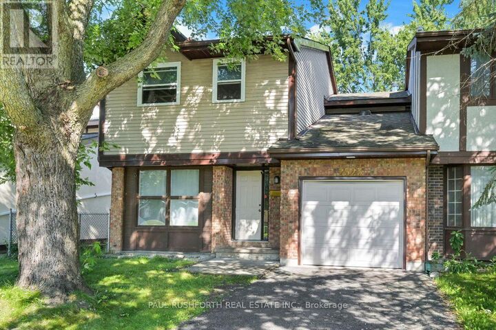2523 Hunters Point Crescent — photo 1