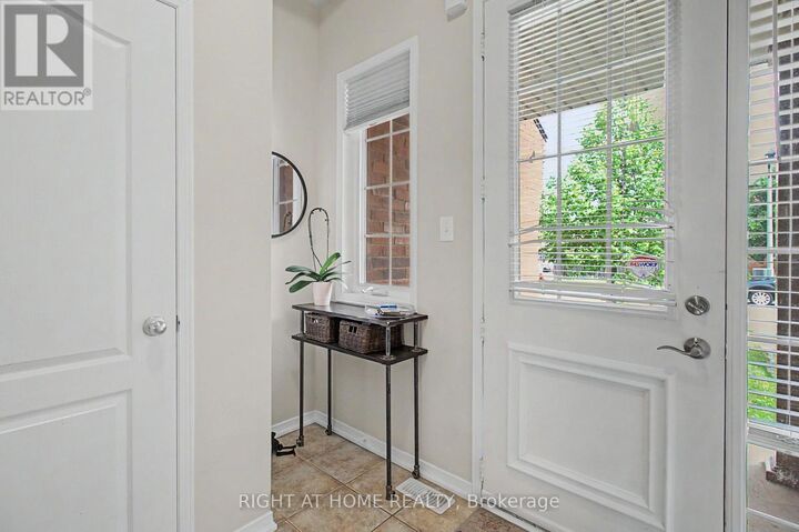 Property Photo:  2051 Fiddlers Way  ON L6M 0M4 