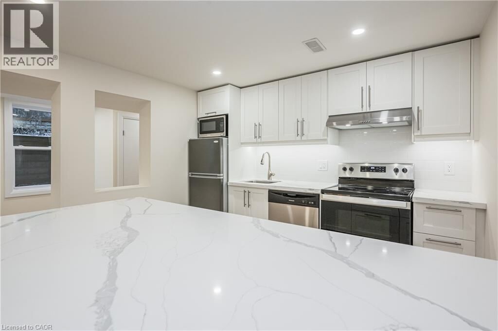 Property Photo:  348 Forest Hill Drive Lower  ON N2M 4H2 