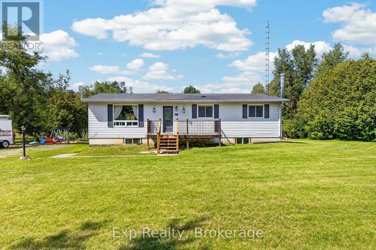 Property Photo:  1901 Hollowview Road  ON K0K 3E0 
