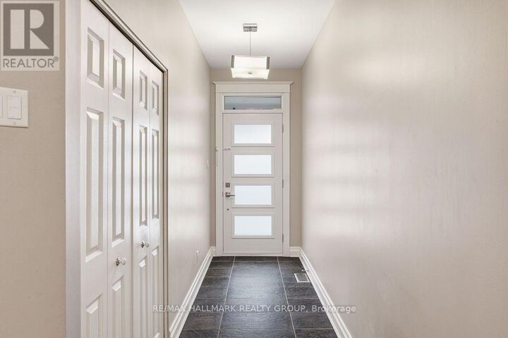 Property Photo:  47 Rideau Terrace  ON K1M 2A2 