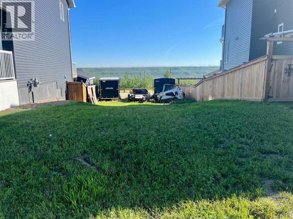 Property Photo:  772 Athabasca Avenue  AB T9J 1H7 
