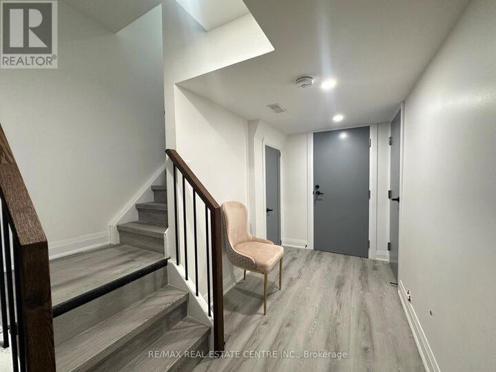 Property Photo: 23 Oblate Crescent ON L6Y 0K2