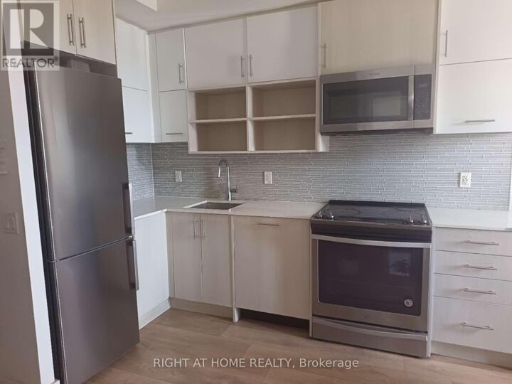 Property Photo:  150 Fairview Mall Drive 1001  ON M2J 0E7 