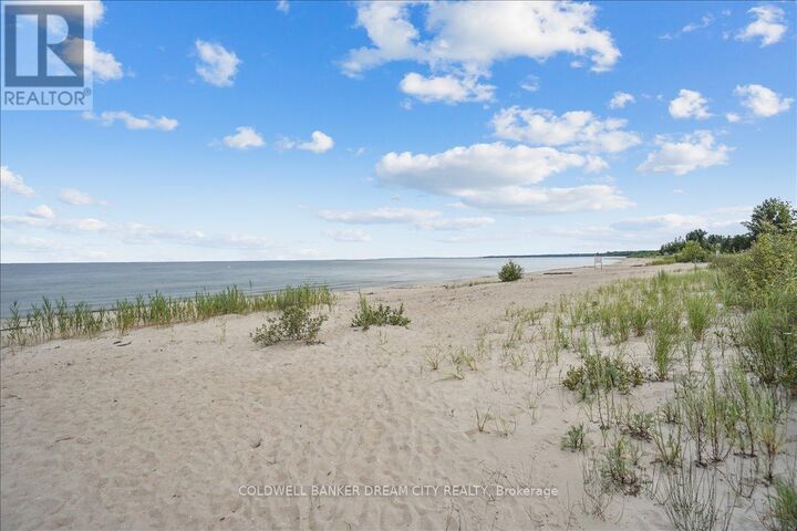 Property Photo:  764 River Road East 111  ON L9Z 2M7 
