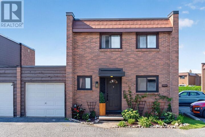 3 F Arnold Drive — photo 1