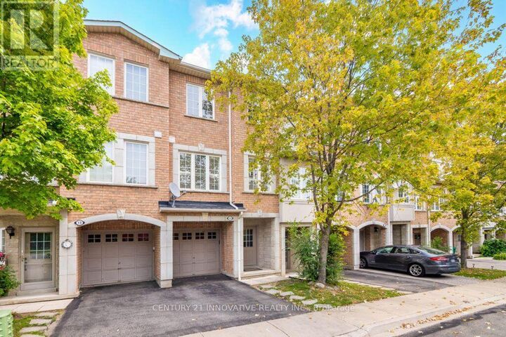 Property Photo: 3071 Treadwells Drive 13 ON L4X 0A1