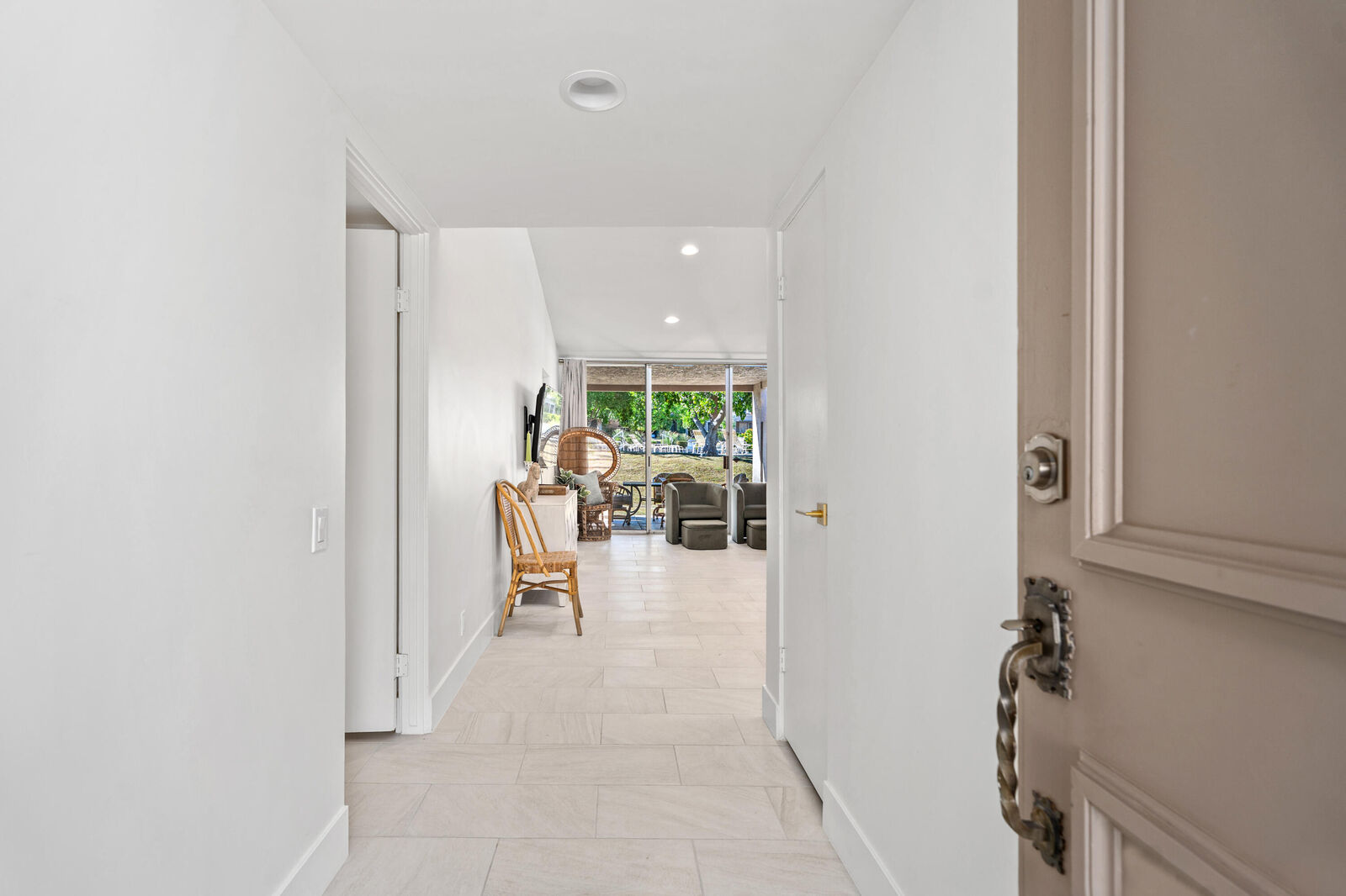 Property Photo: 48885 Mariposa Drive CA 92260