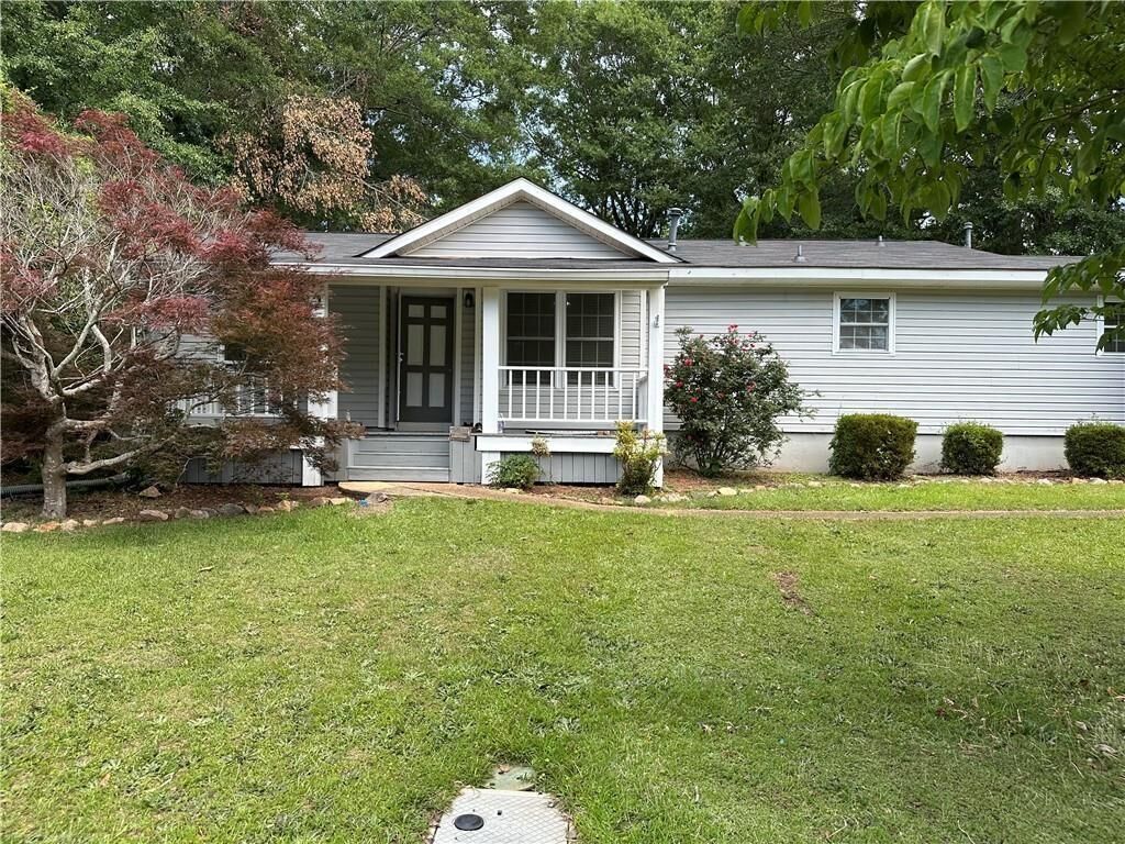 Property Photo: 711 Herndon Street AL 36801
