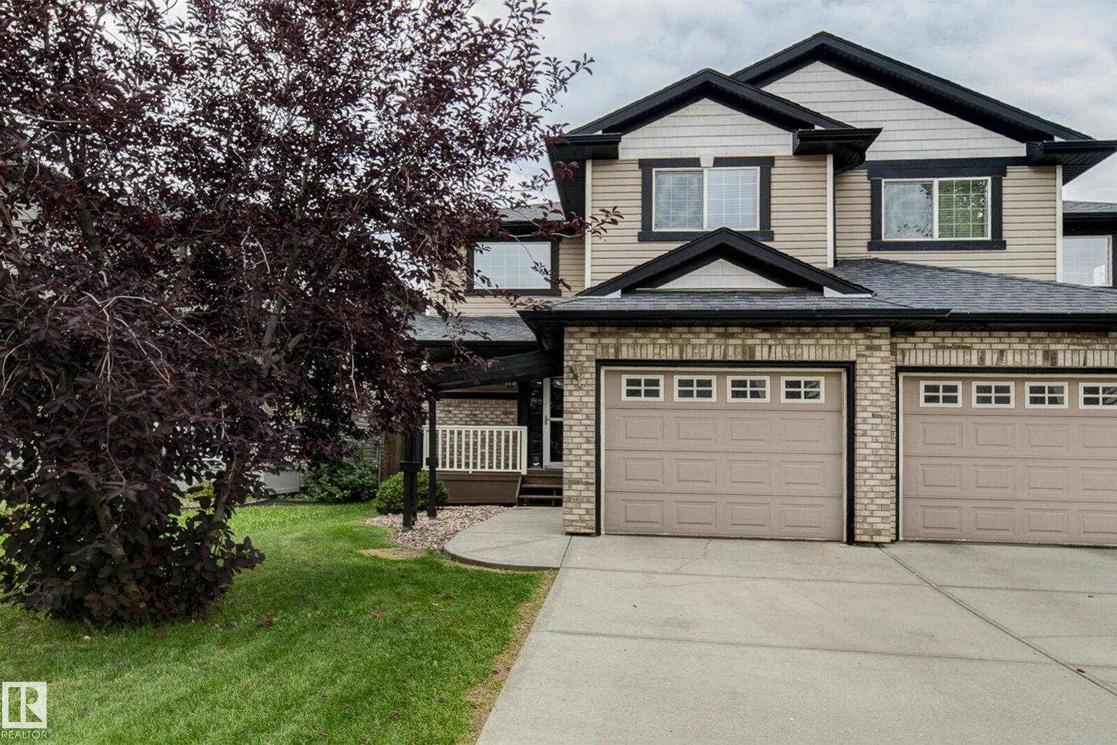 Property Photo:  9145 Scott Crescent NW  AB T6R 0E5 