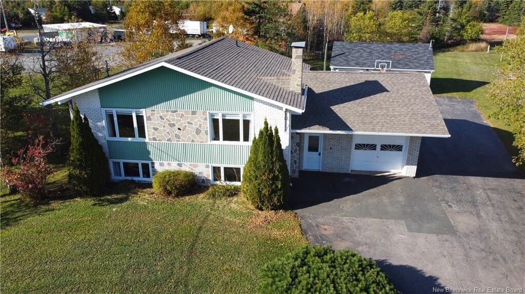Property Photo:  92 Du Pêcheur N Street  NB E8T 1J6 