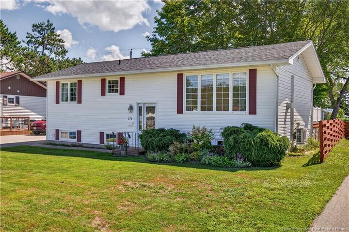 Property Photo:  371 Highplain Crescent  NB E1V 1B3 