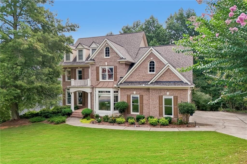 Property Photo:  5310 Hedgewick Way  GA 30040 