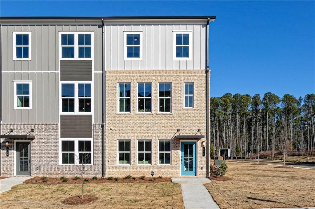 Property Photo:  3290 Basil Oak Drive  GA 30127 