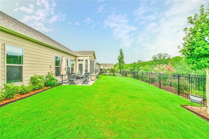 Property Photo:  5704 Miravista Way  GA 30548 