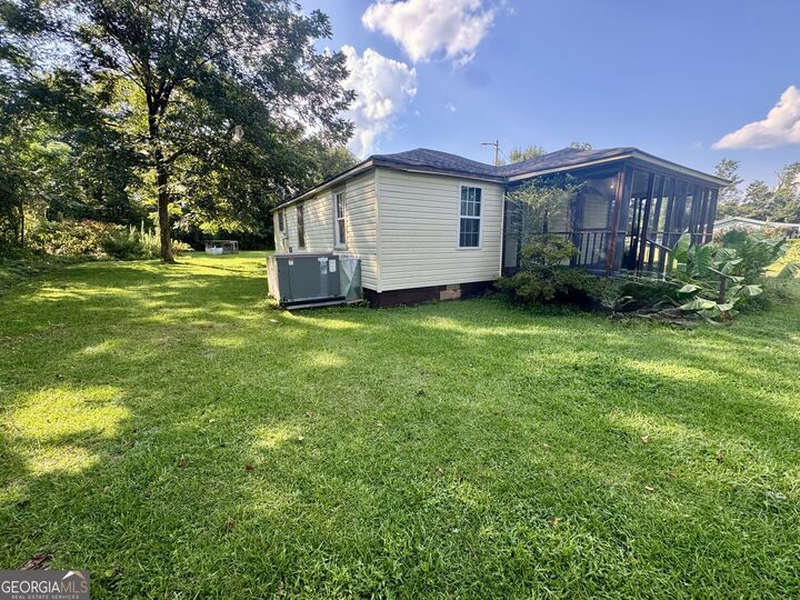 Property Photo:  29 2nd Avenue  GA 31833 