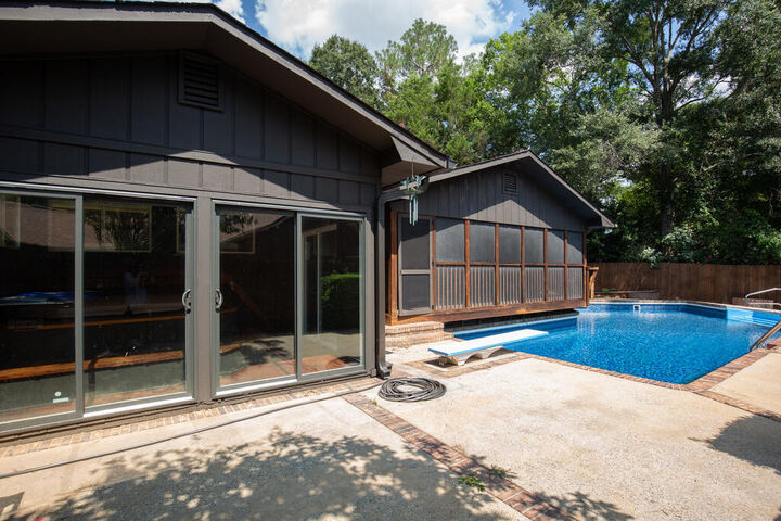 Property Photo: 6036 Canterbury Drive GA 31909