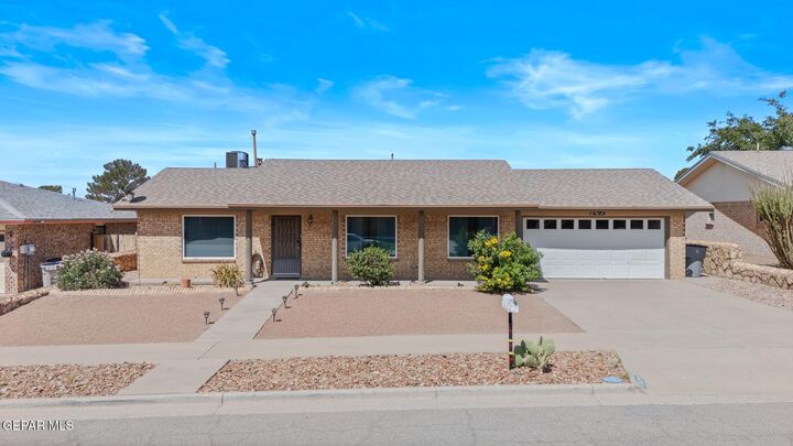 Property Photo: 1629 Bob Murphy Drive TX 79936