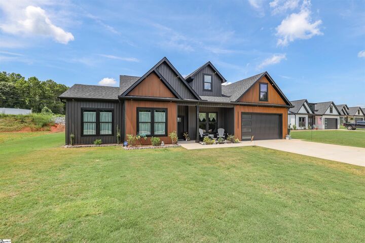 Property Photo: 2925 Old Greenville Highway SC 29630