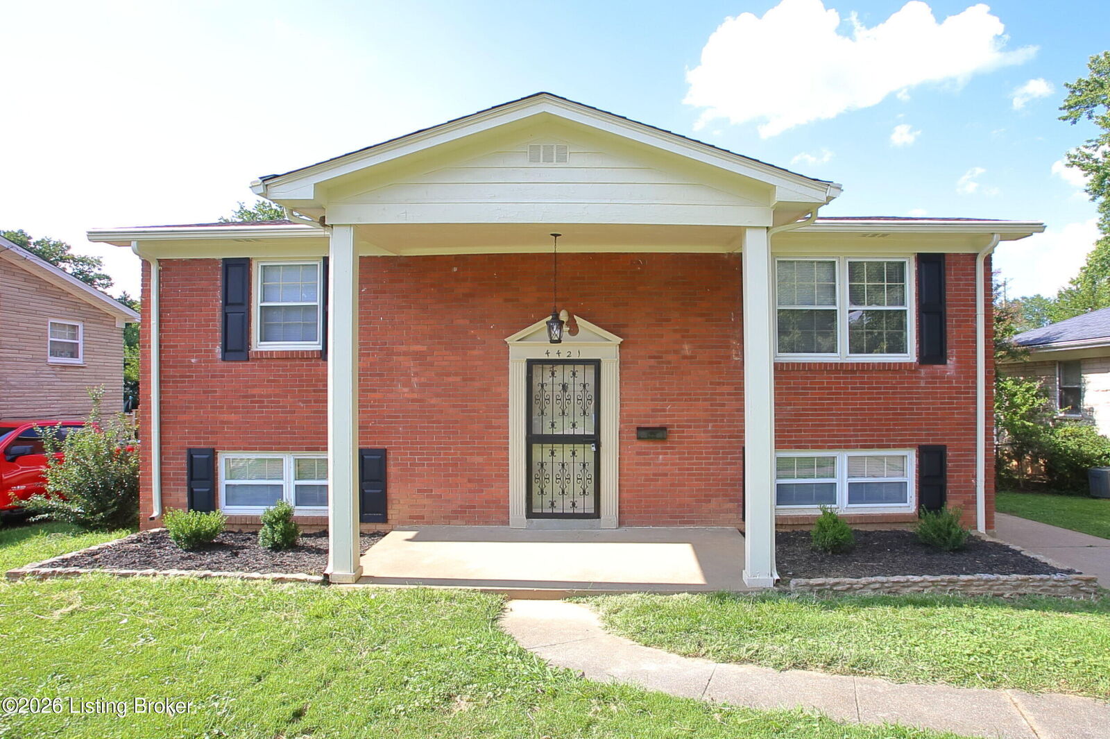 Property Photo:  4421 Rockwood Dr  KY 40220 