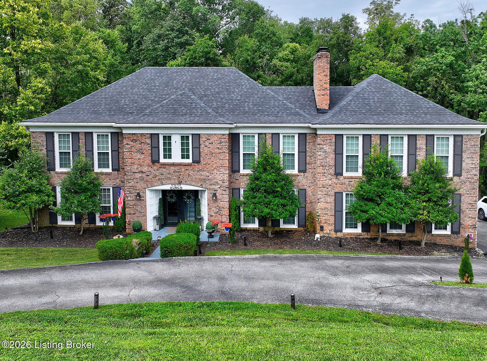 Property Photo:  6712 Foxcroft Rd  KY 40059 