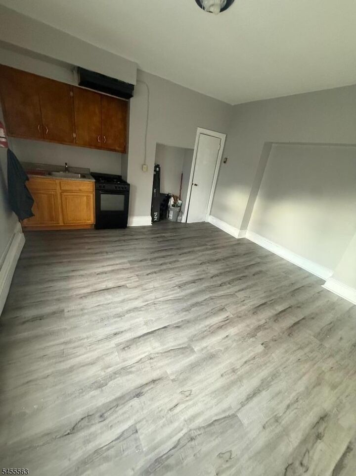 Property Photo: 71 Highland St 2 NJ 07524
