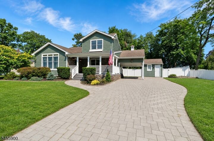 Property Photo: 4 Raymond Ct NJ 07035