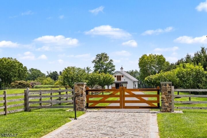 Property Photo:  152 Harbourton Woodsville  NJ 08530 