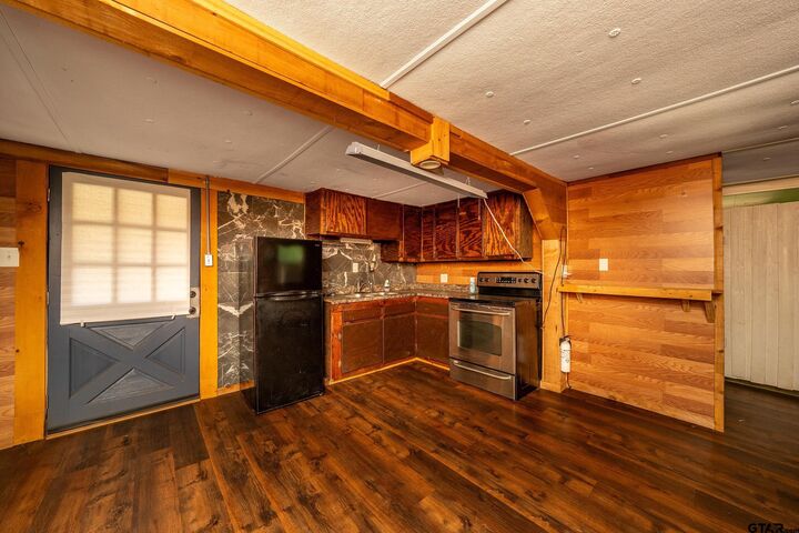 Property Photo: 179 Morgan St TX 75765