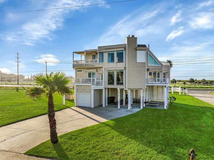 Property Photo: 19131 Kahala Drive TX 77554