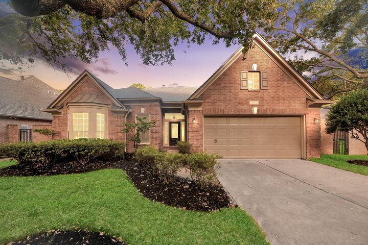 Property Photo: 2518 Kittansett Circle TX 77450