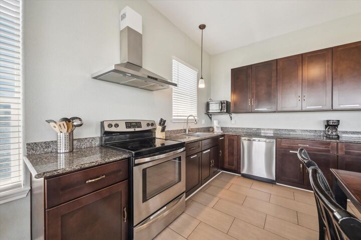Property Photo: 11216 Reagor Way TX 77554